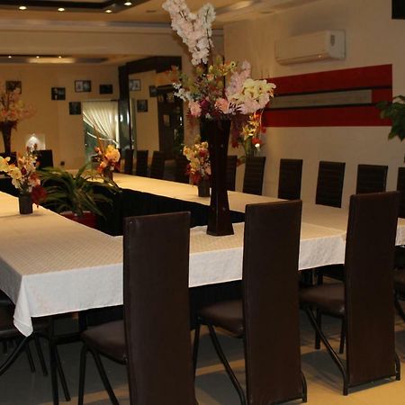 Grand Enclave Hotell Lahore Eksteriør bilde