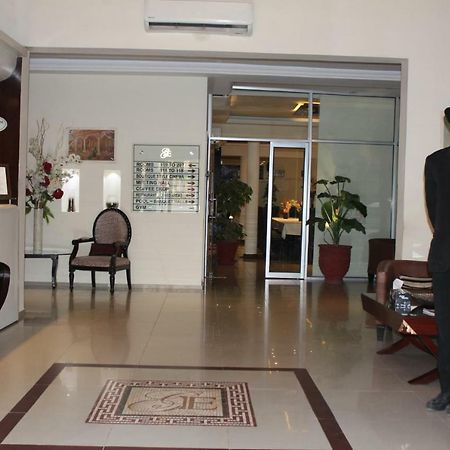 Grand Enclave Hotell Lahore Eksteriør bilde
