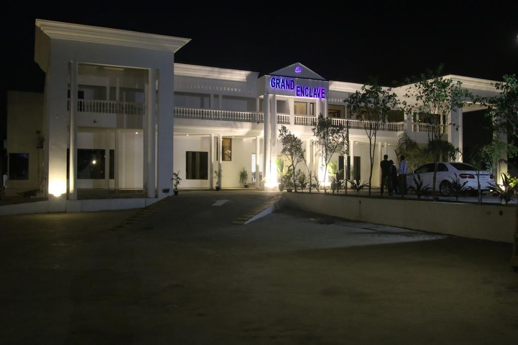 Grand Enclave Hotell Lahore Eksteriør bilde