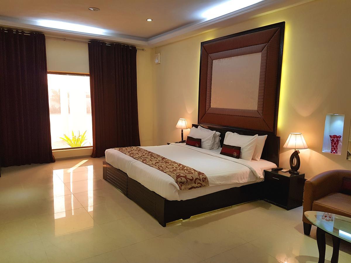 Grand Enclave Hotell Lahore Eksteriør bilde