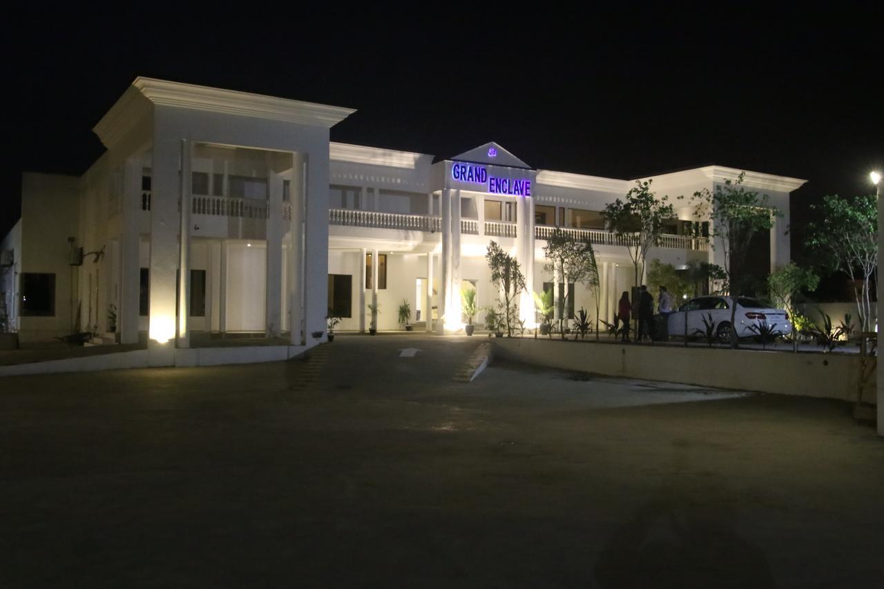 Grand Enclave Hotell Lahore Eksteriør bilde