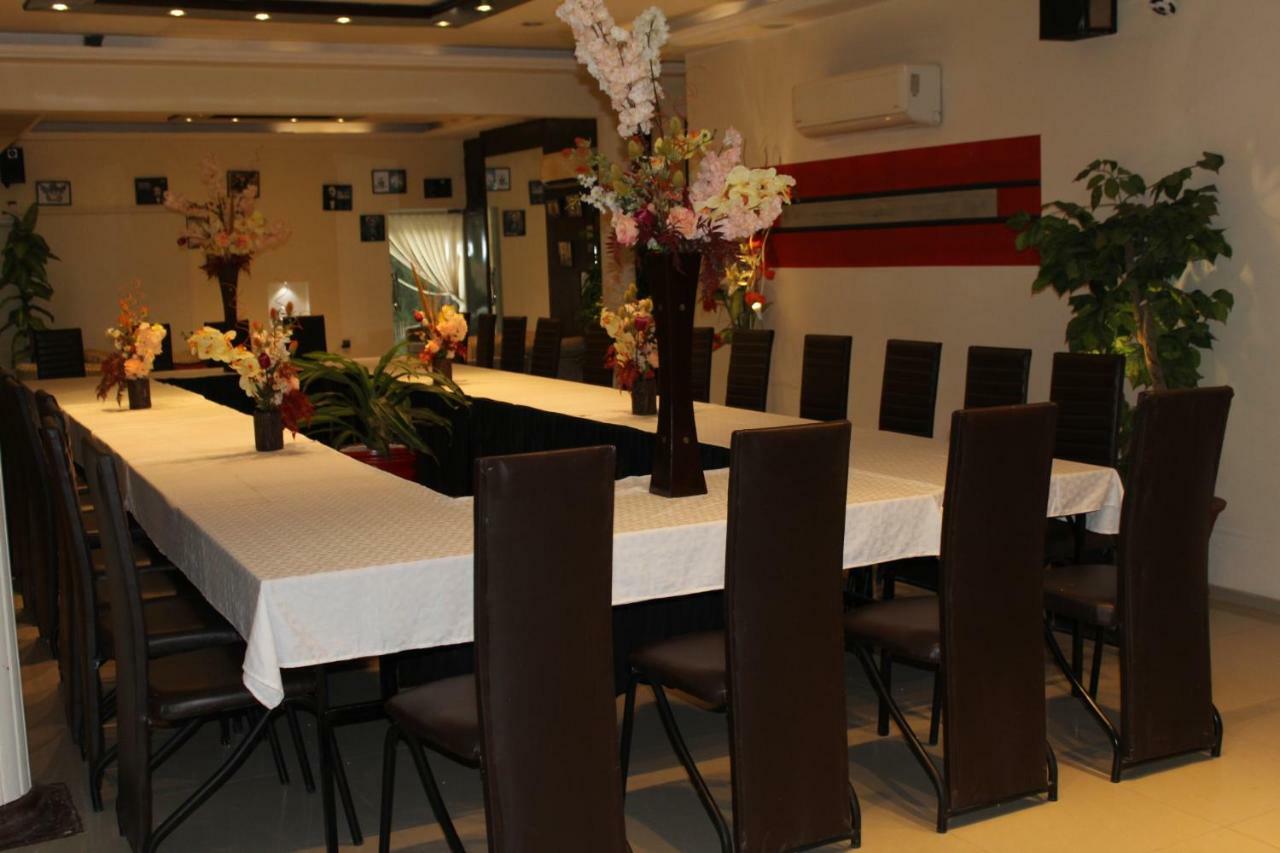 Grand Enclave Hotell Lahore Eksteriør bilde